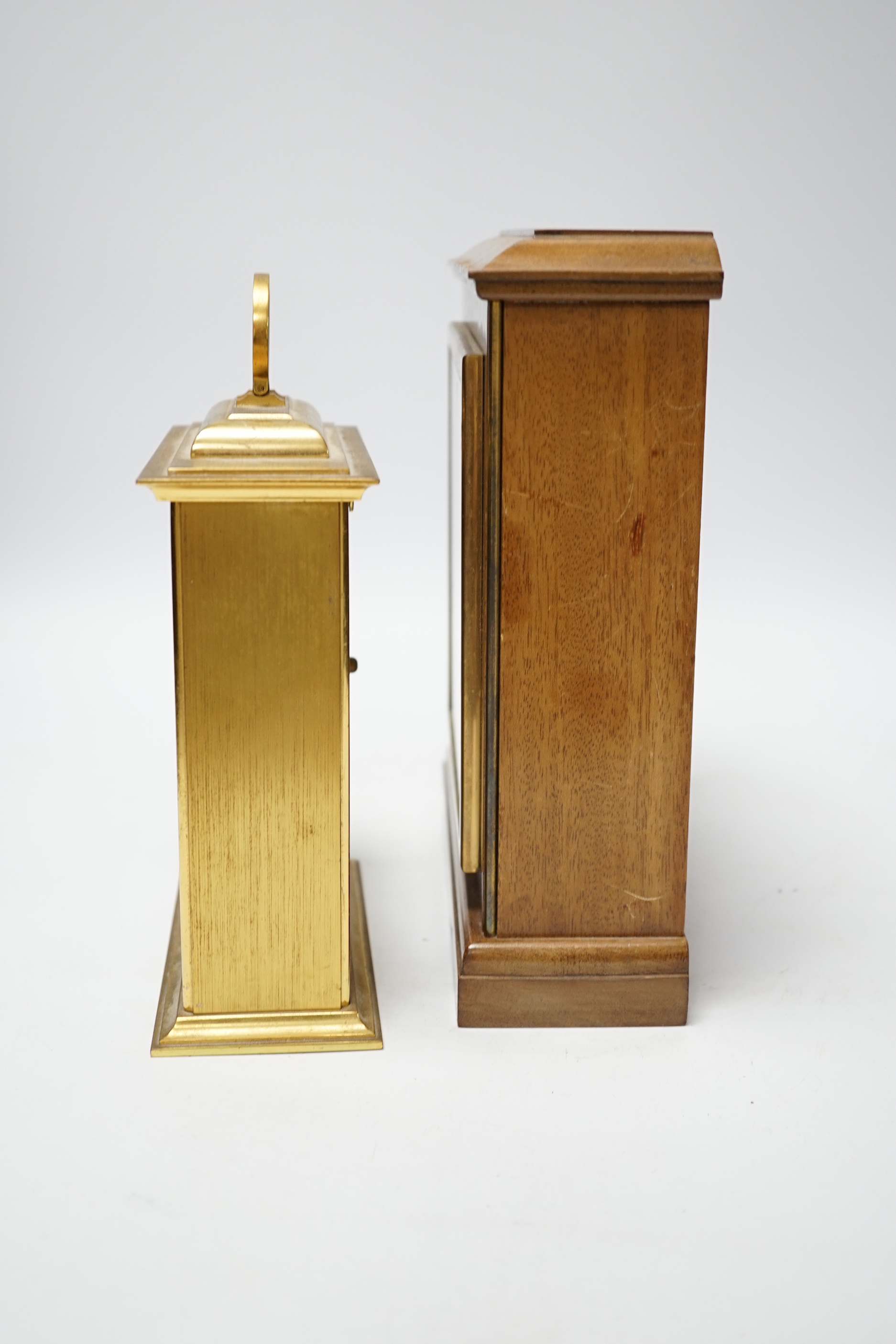 Two modern timepieces, Elliot and Roulet, tallest 23.5cm